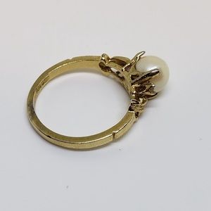 Vintage 18KT Gold Plated Pearl Ring